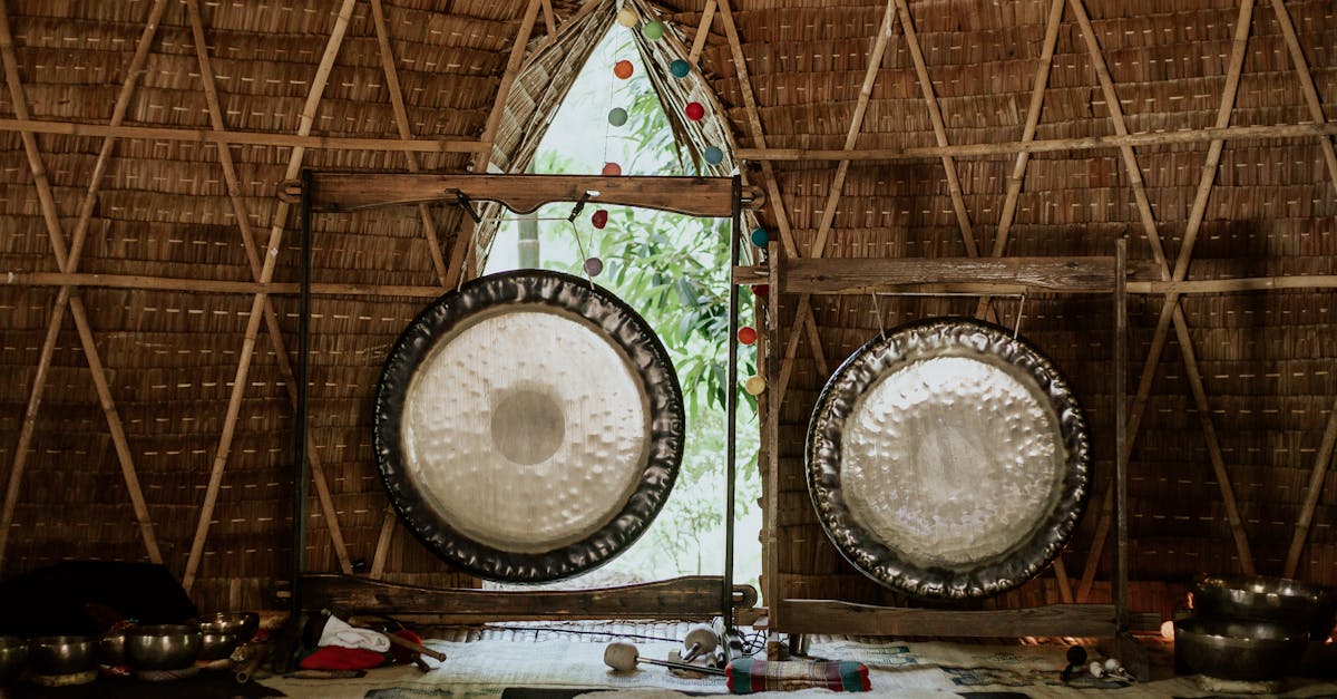 découvrez l'isolation acoustique : améliorez le confort de votre espace en réduisant le bruit et en créant une ambiance paisible. idéale pour maisons, bureaux et studios, notre solution d'insonorisation maximise votre tranquillité. apprenez-en plus sur nos matériaux et techniques efficaces d'isolation acoustique.