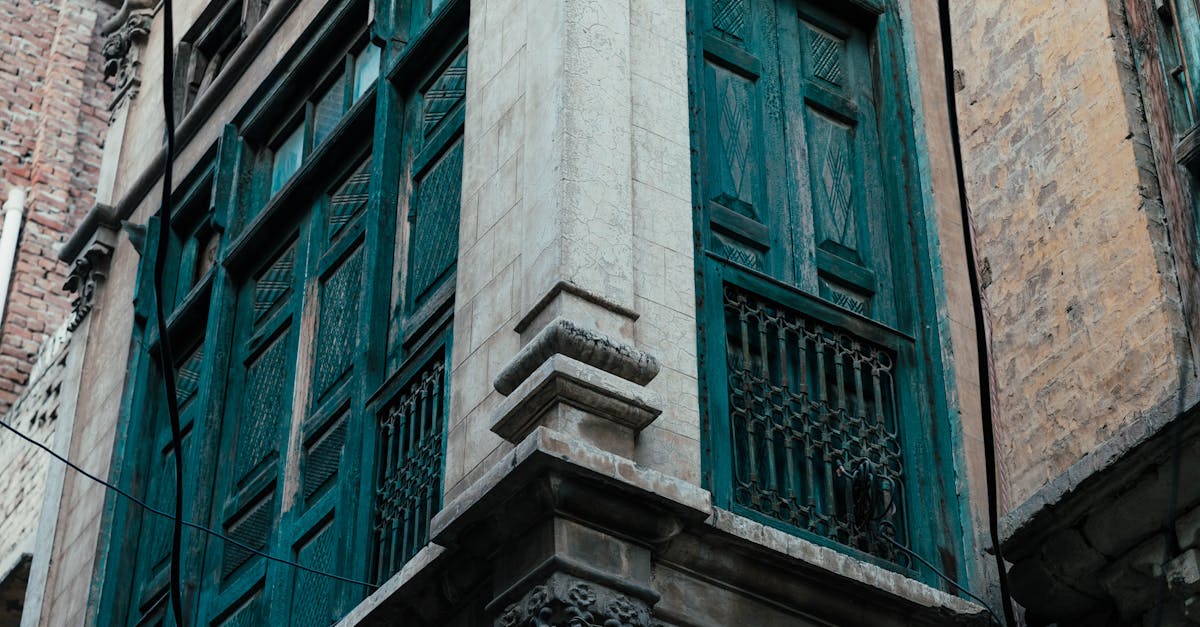 découvrez nos fenêtres en bois, alliant charme traditionnel et performance moderne. idéales pour améliorer l'esthétique de votre maison tout en offrant une excellente isolation thermique et acoustique.