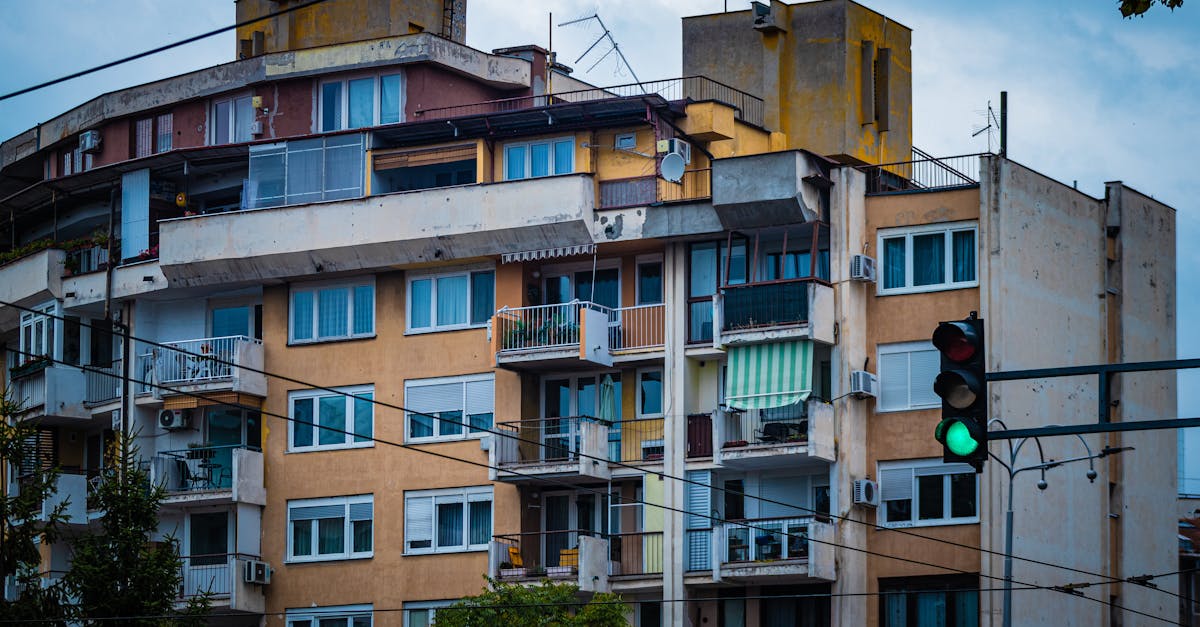 Descubra nuestras ventanas de PVC, que combinan estética, prestaciones y aislamiento térmico. Dale a tu hogar un toque moderno mientras ahorras energía.