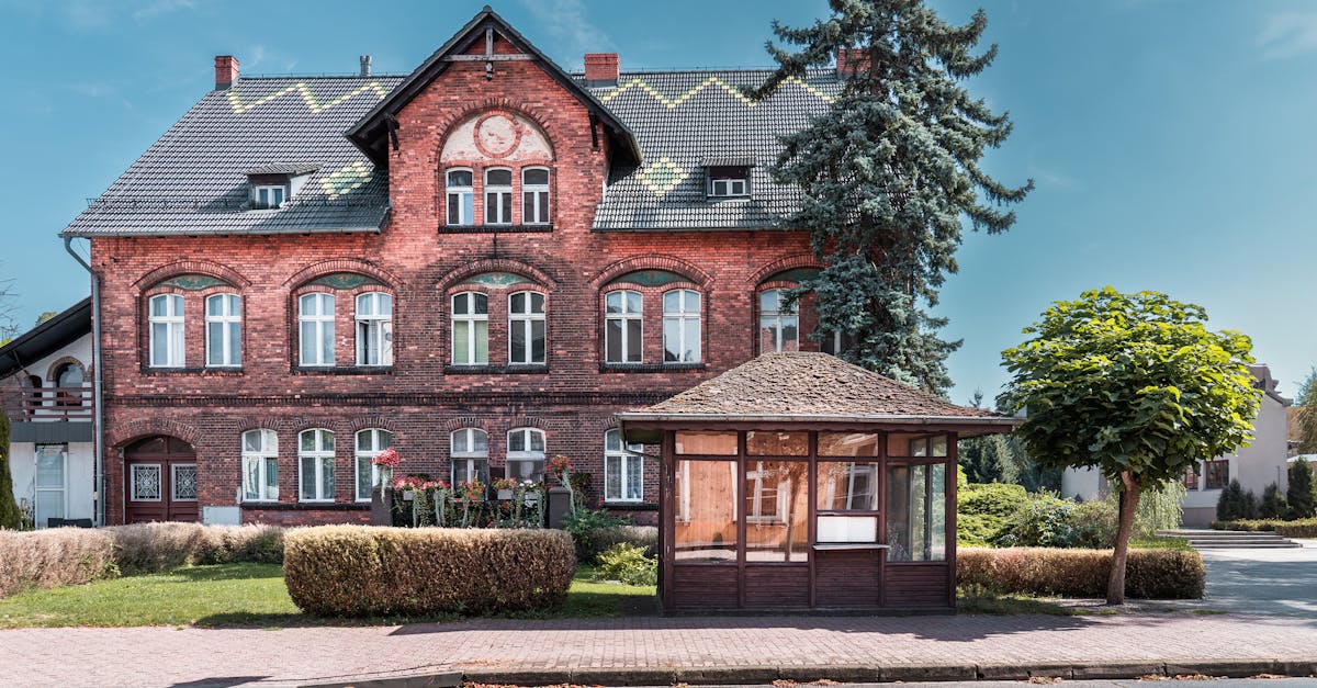 discover our PVC windows, combining modern aesthetics and energy performance. benefit from optimal thermal insulation and easy maintenance while enhancing the design of your interior.