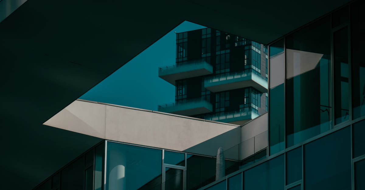 discover the advantages of double glazing: improved thermal and acoustic insulation, reduced energy bills and increased comfort in your home. opt for a durable solution that protects your interior from external nuisances.